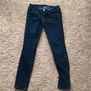 American Eagle dark blue jeans